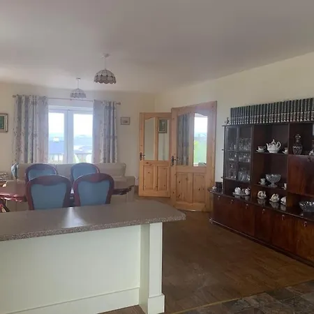 Mickey's House 4* Annagry