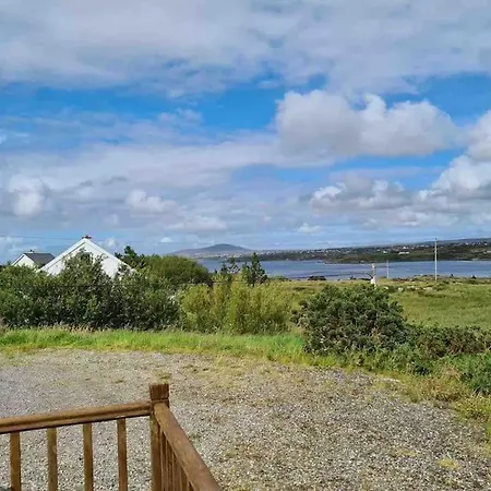 מלון Mickey's House